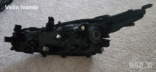 десен фар за тойота корола, снимка 4 - Части - 51133128