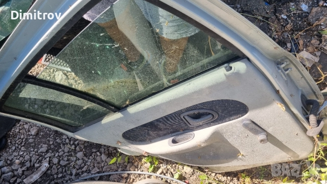 Задна лява врата Рено Клио , снимка 2 - Части - 51629161