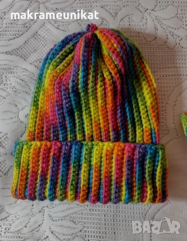 Комплект, лот шапка, ръкавици без пръсти, и лента за глава, нов, ръчно плетиво , снимка 10 - Шапки - 52865882