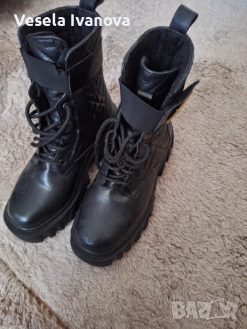 Дамски боти 