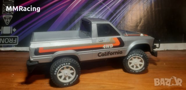 Toyota Hilux Nikko 4х4, снимка 2 - Електрически играчки - 31649571