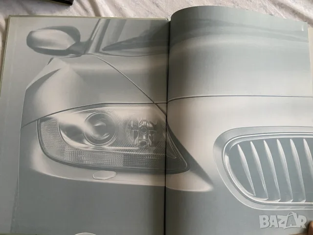 Книга „Faszination BMW“ (Немски език) – Твърди корици, луксозен голям формат, снимка 2 - Наука, техника и компютри - 56050489