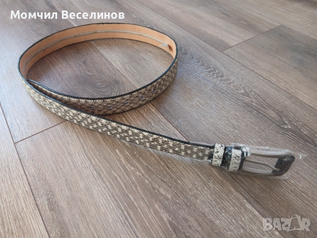 Продавам колан от змийска кожа, снимка 2 - Колани - 53934220