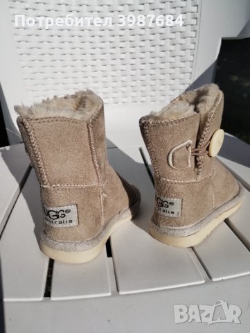 Детски ботушки UGG!, снимка 4 - Детски боти и ботуши - 44239888