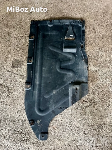 Кора под купето БМВ Е90 BMW, снимка 2 - Части - 52339583