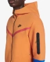 Мъжко горнище Nike Tech Fleece Curry/Pink/Blue - размер M, снимка 2