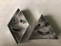 Усмихнати резци за бисквитки - 1 комплект от 2 бр – триъгълник и ромб