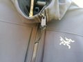 Продавам нови мъжки якета уиндстопър софт шел тъмносиви Arc'teryx , снимка 12