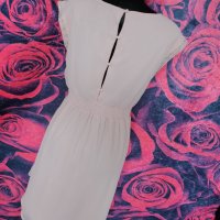 Кремаво розова къса разкроена феерична рокля с мъниста М, снимка 2 - Рокли - 37550113