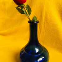 2 винтидж френски стъклени сини вази, снимка 10 - Вази - 36520724
