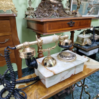 Уникален  рядък  антикварен колекционерски холандски телефон оникс позлатен бронз , снимка 2 - Антикварни и старинни предмети - 44550173