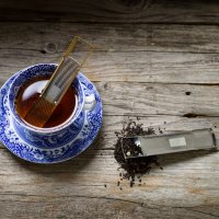 Филтърна цедка за насипен чай Drosselmeyer в златисто, Шведски продукт, изцяло метален!!!, снимка 12 - Аксесоари за кухня - 39790594