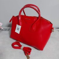 Луксозна червена чанта Givenshy код Br301, снимка 2 - Чанти - 38740121