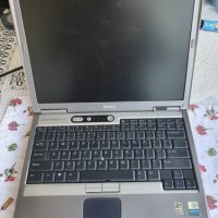 Продавам лаптоп Dell D600- на части, снимка 2 - Лаптопи за дома - 29955185