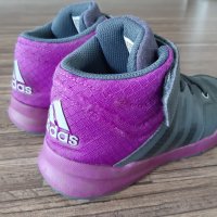 Детски кецове за момиче Adidas 32, снимка 4 - Детски маратонки - 42797694