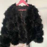 Пухено палто в размер М, снимка 10 - Палта, манта - 44407246
