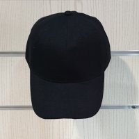 Нова изчистена шапка с козирка в черен цвят, снимка 2 - Шапки - 36922776