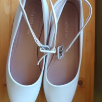 Дамски обувки, снимка 2 - Дамски ежедневни обувки - 38191605