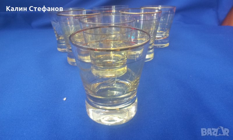 Стари чаши за концентрат, калиево стъкло, гравюра, златен кант 7 бр - 50 мл, снимка 1