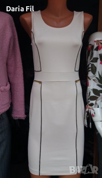 СТИЛНА рокля по тялото от плътно и еластично трико в цвят екрю, снимка 1