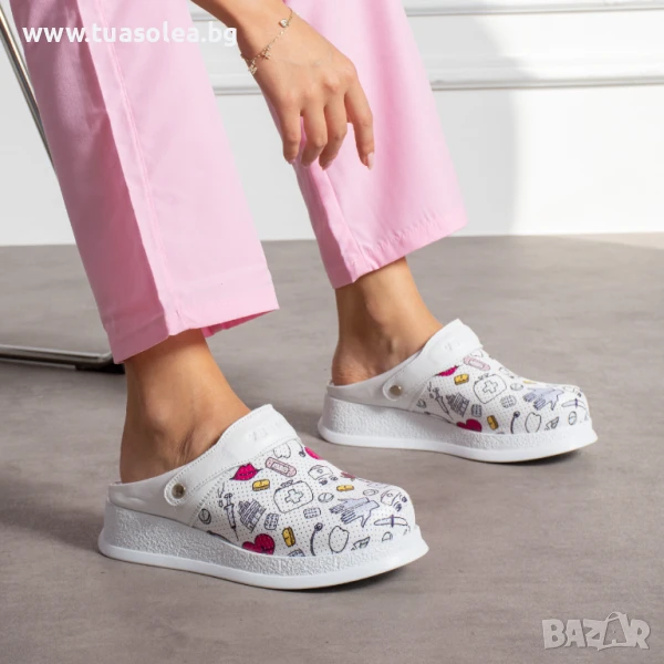 Бяло медицинско анатомично сабо от естествена кожа | Марка Tuasolea, снимка 1