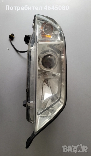 Десен фар за Audi A6 C5 , снимка 1