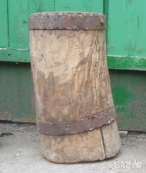 стара дървена чутура чутора с обръчи от ковано желязо, снимка 1