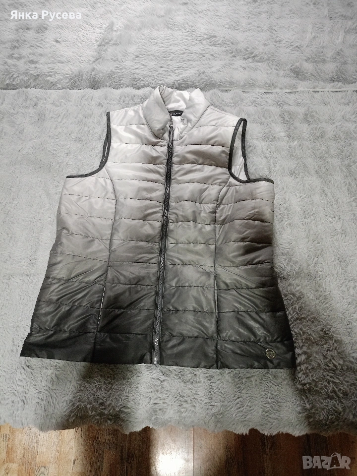 Дамски елеци , снимка 1