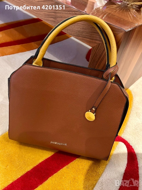 Дамска чанта – много запазена, снимка 1