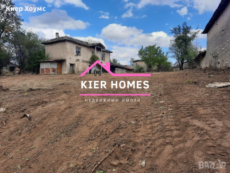 Двуетажна къща в с.Железари обл.Хасково, снимка 1