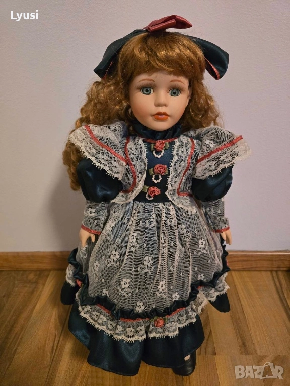 Порцеланова кукла, снимка 1