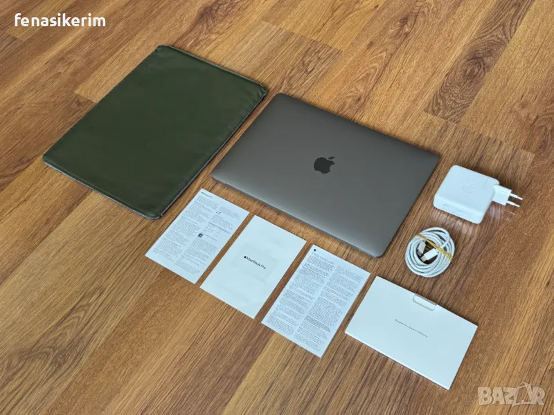 13.3' Apple MacBook Pro M1 2020 Space Grey - 8GB RAM/256GB SSD/Бат 10ч., снимка 1