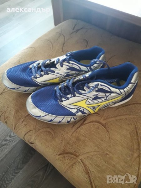 Лекоатлетически шпайкове Mizuno, снимка 1