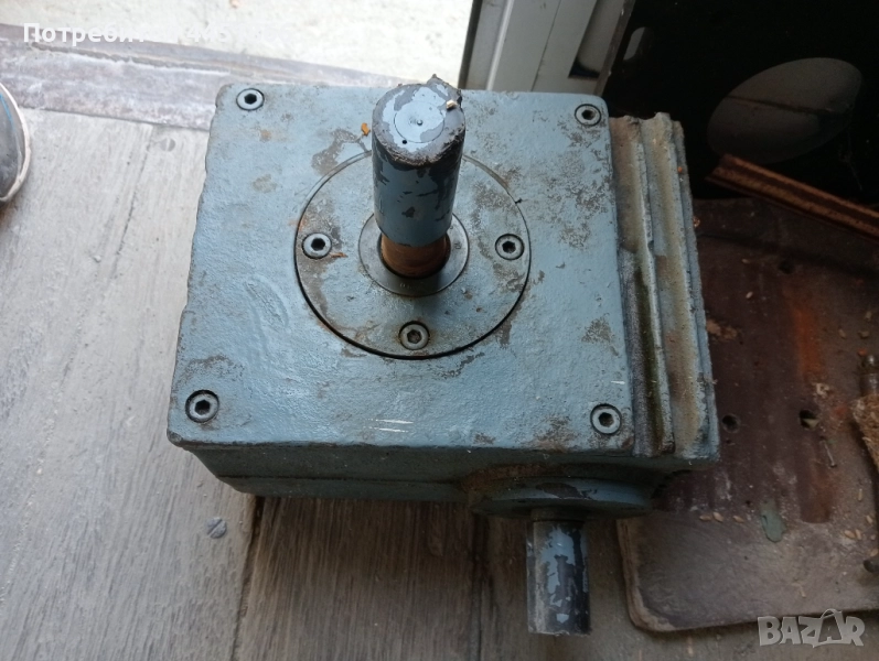 Български редуктор НОВ, снимка 1