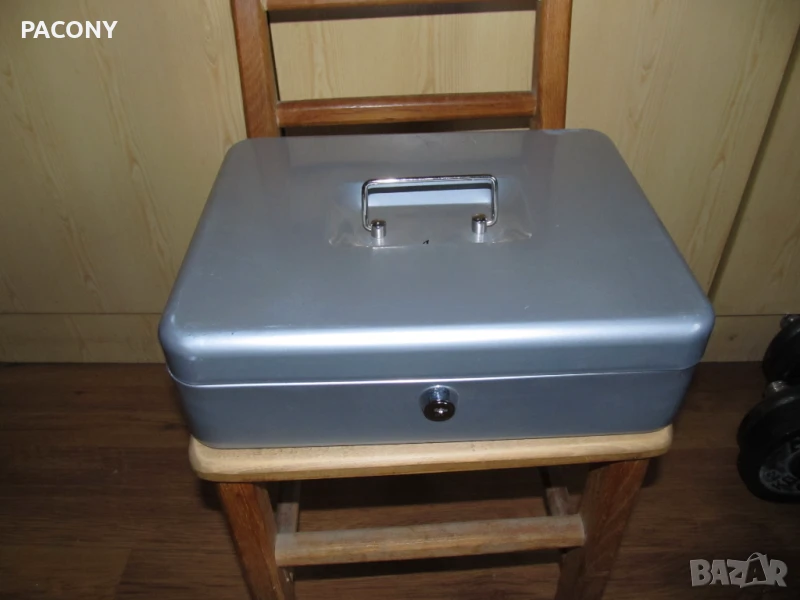 малка каса    сейф    касичка, снимка 1