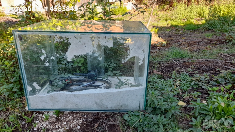 Продавам аквариум 200 л, снимка 1