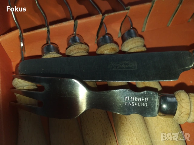 Комплект прибори Боженци с кутия, снимка 4 - Антикварни и старинни предмети - 53363629