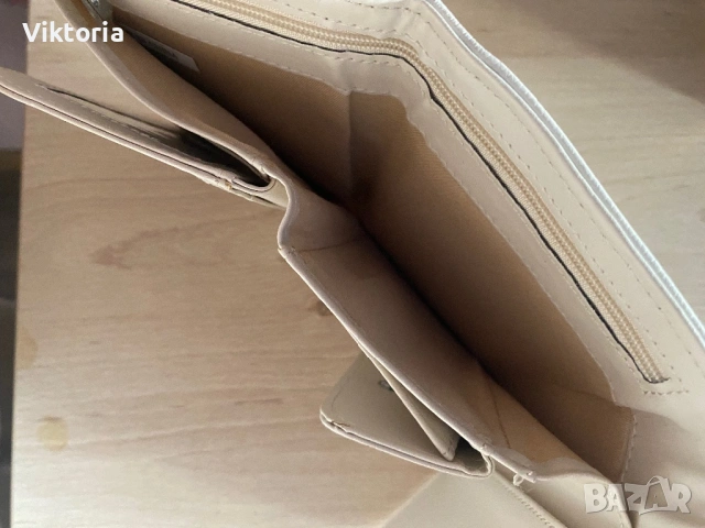 Дамско портмоне , снимка 4 - Портфейли, портмонета - 54323005