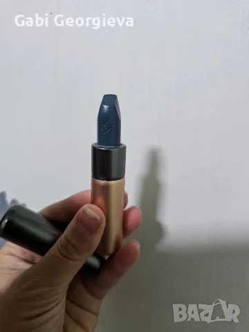 Ново червило Kiko Milano, снимка 2 - Декоративна козметика - 47985758