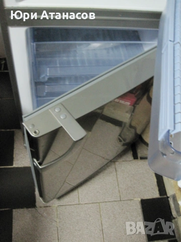 Хладилник Haier HRF-370, снимка 3 - Хладилници - 53342591