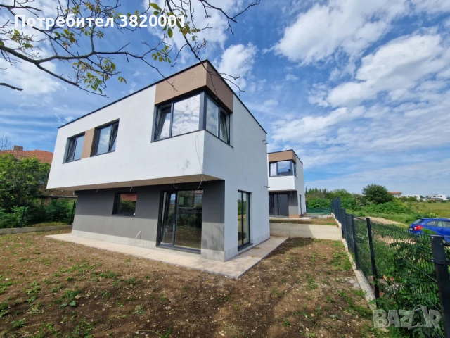 Двуетажна къща с РЗП 126 м² в с. Кичево, на 10 км. и 15 мин. от Варна. Цена: €198,000 