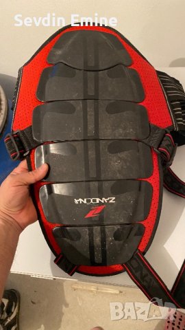 Пластмас за гърба за мотор