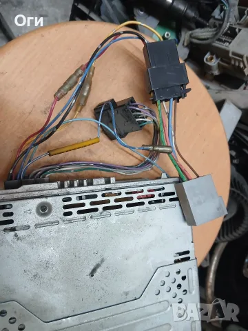 Авторадио със CD SONY CDX-GT220, снимка 2 - Радиокасетофони, транзистори - 56315910