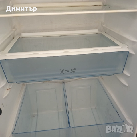 Хладилник с фризер Electrolux за ремонт или за части , снимка 6 - Хладилници - 52252501