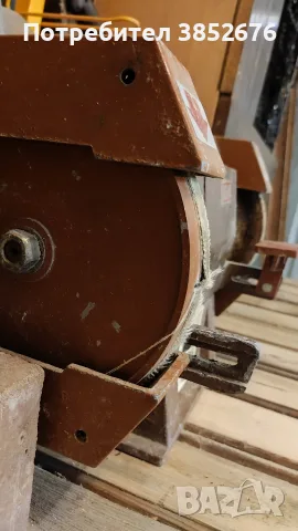 Български настолен шмиргел „Темп“ – 500W / 2820 об/мин, снимка 3 - Стругове - 56297486