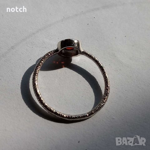 Пръстен бяло злато с гранат, снимка 6 - Пръстени - 30094012