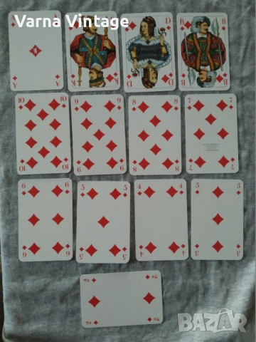 Три тестета карти в оригинален калъф НОВИ. Berliner Spielkarten Германия., снимка 8 - Карти за игра - 54138768