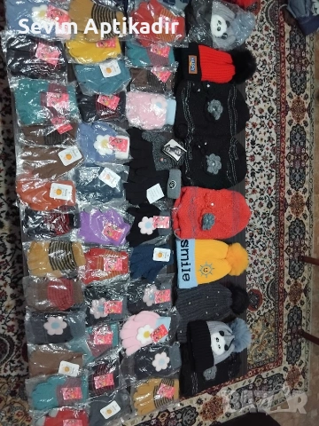 Детски шапки и ръкавици , снимка 6 - Шапки, шалове и ръкавици - 53356881