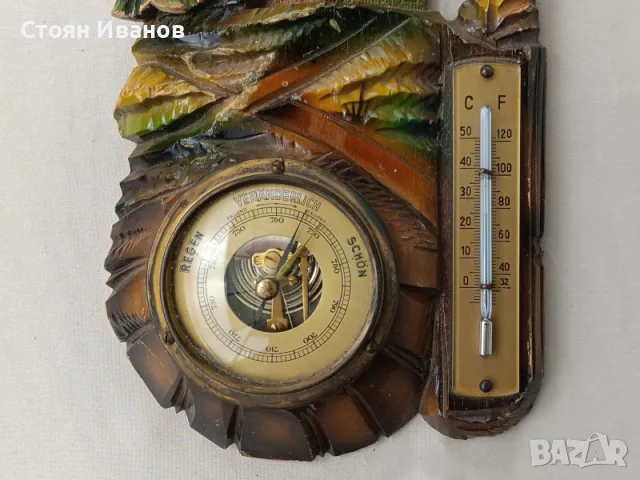 Немска метеостанция барометър със термометър дърворезбаа, снимка 3 - Антикварни и старинни предмети - 48235889
