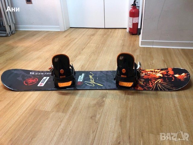 В добро състояние! Сноубоард Nidecker 121см + сноуборд автомати Drake LF, снимка 2 - Зимни спортове - 35094336